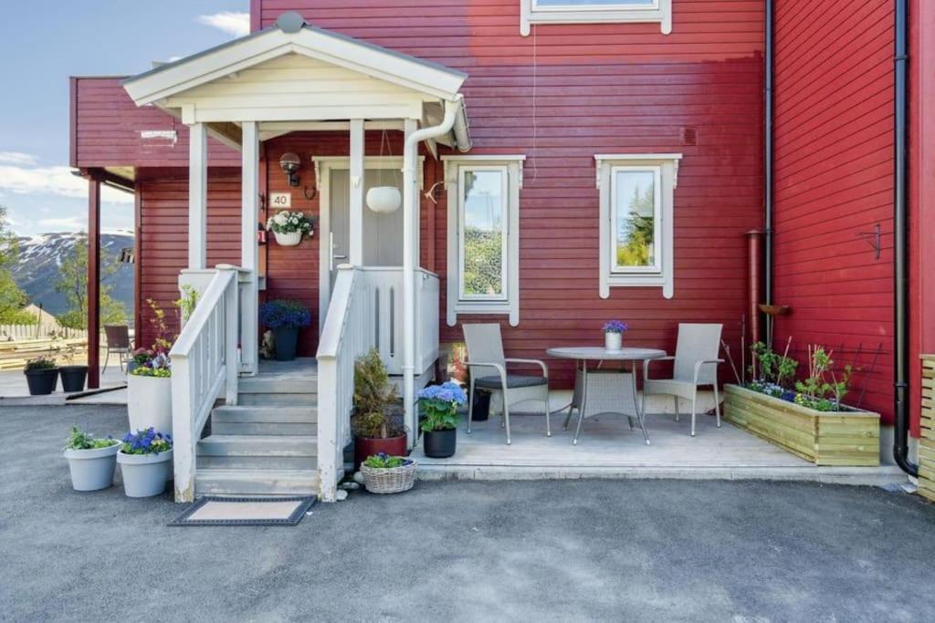 Sea & Mountain View Apartment Tromsø Dış mekan fotoğraf